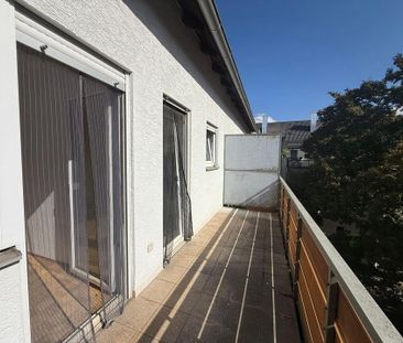 Sanierte Wohnung mit zwei Balkonen - sofort bezugsbereit - Foto 1