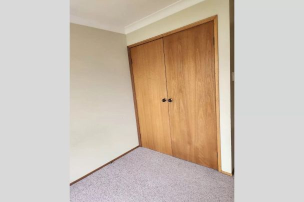 Convenient Location - Photo 1