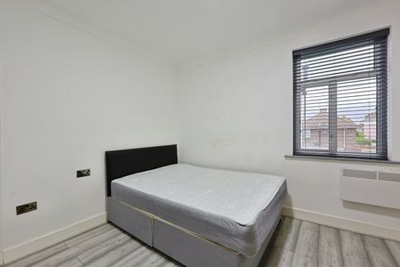 1 Bed Flat, Fortune Gate Road, NW10 - Photo 3