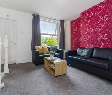 390 Kirkstall Road Leeds - LS4 2HQ - Photo 1