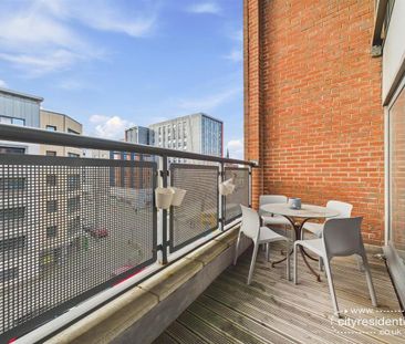 2 bedroom apartment to rent - Photo 5
