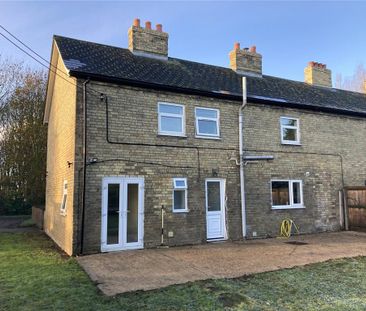 4 bedroom semi-detached house to rent - Photo 3