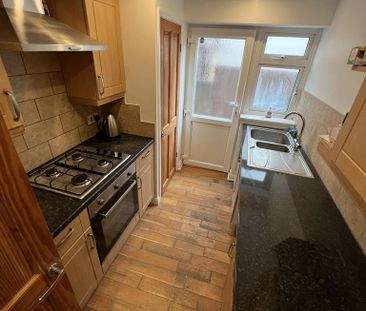 2 bedroom flat to rent - Photo 6