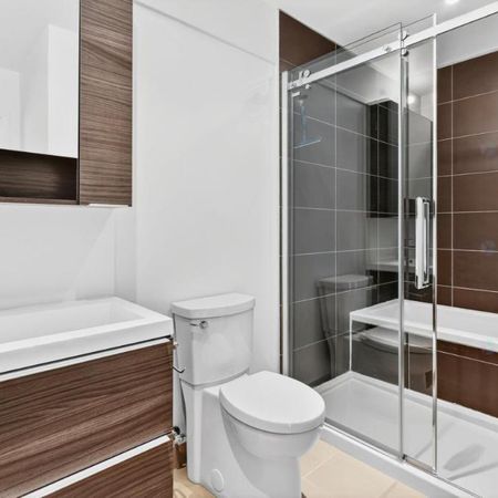 Projet Iberville 99 - Grand 4 1/2 semi-meublé - Libre ! Montréal La Petite-Patrie - appartement / logement - Photo 3