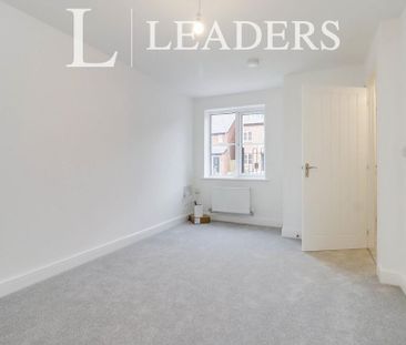 2 bedroom end of terrace house to rent - Photo 4