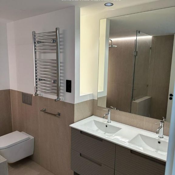 4 bedroom luxury Apartment for rent in Madrid, Spain - Photo 1
