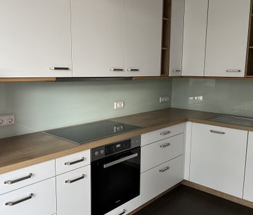 Moderne Neubauwohnung mit Loggia, Terrasse und Garten – inkl. TG-St... - Foto 3