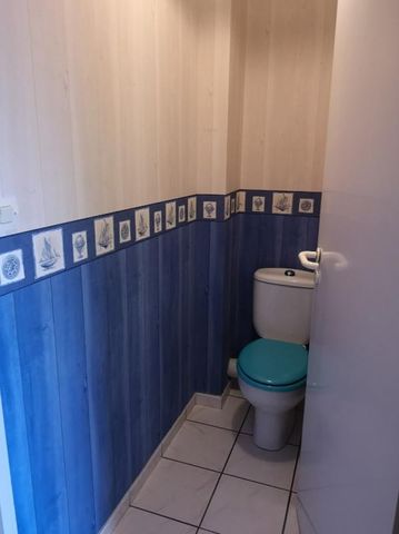 Location Appartement 5 pièces 107m² BORDEAUX 33200 - Photo 2