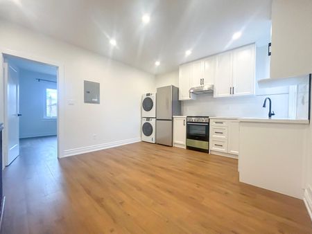 For Lease - 278 McRoberts Avenue, Toronto, Ontario - Photo 5