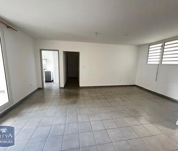 Location Appartement 3 pièces 63m² LA POSSESSION 97419 - Photo 2