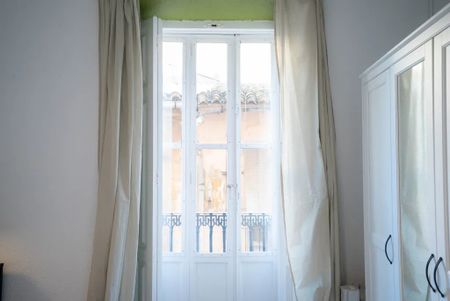 Carrer de lAlmudí, Valencia, Valencian Community 46003 - Photo 2