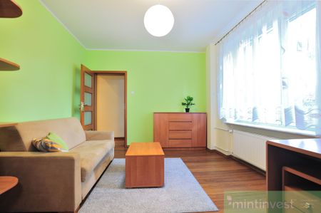 Ładna kawalerka z aneksem jadalnianym - Photo 3
