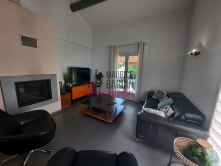 A LOUER - MAISON AVEC PISCINE ALTHEN DES PALUDS - 4 pièces 109.27m² - Photo 2