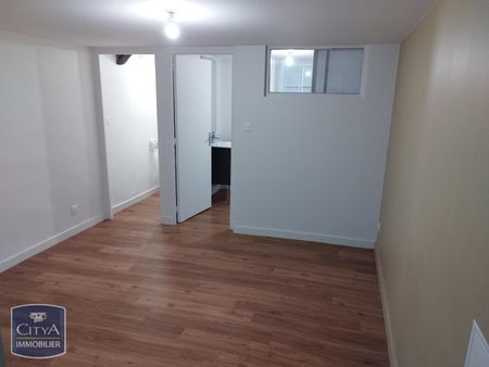 Location Appartement 2 pièces 32m² ST YRIEIX LA PERCHE 87500 - Photo 5