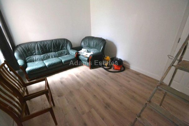 6 bedroom terraced house to rent - Photo 1