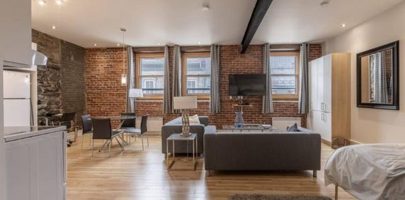 Loft entièrement meublé à louer Vieux-Québec décembre 2025 - Photo 2