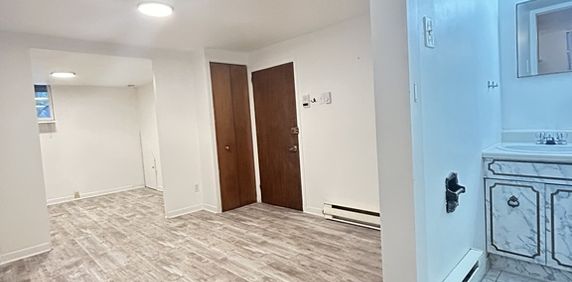 À Louer – 2 ½ –5174 Ave, App. C . Bourbo - Photo 2