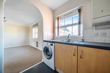 1 bedroom maisonette to rent - Photo 5