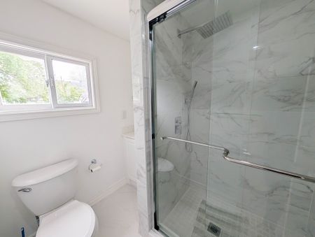 168 Borden Ave, Port Colborne - Fully Detached Home with 1 Bed + Loft Space - Photo 5