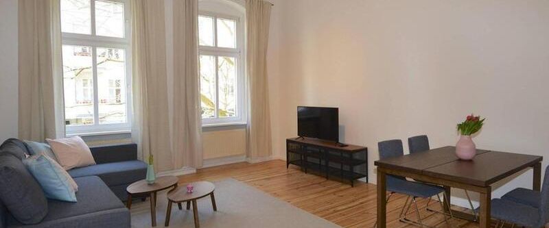Helle und vollmöblierte 2-Zimmer-Wohnung in Prenzlauerberg - Foto 1