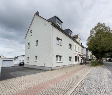 Großzügige 3-Zimmerwohnung mit Garage - Photo 1
