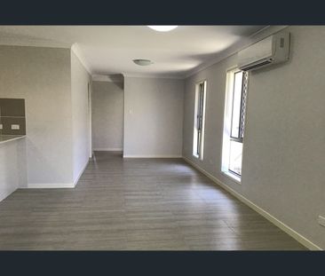 Three Bedroom Duplex - Photo 5