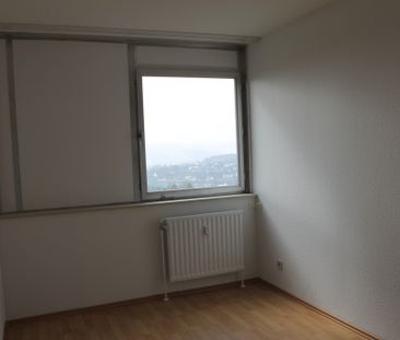 Demnächst frei! 3-Zimmer-Wohnung in Kreuztal - Photo 2