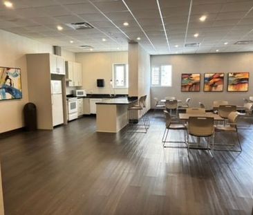 For Lease - 812 Burnhamthorpe Road Unit# 2007, Toronto, Ontario - Photo 2