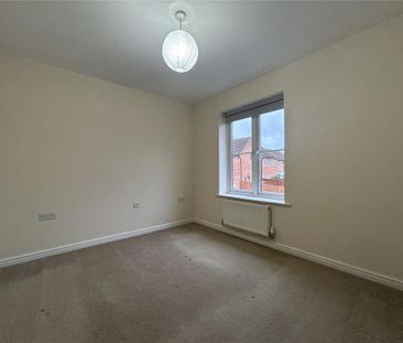 3 bedroom semi-detached house to rent - Photo 3