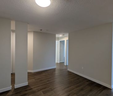 For Lease - 6719 Glen Erin Drive Unit# 601, Mississauga, Ontario - Photo 3