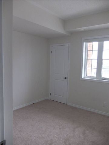 For Lease - 105 Silverwood Avenue, Richmond Hill, Ontario - Photo 4