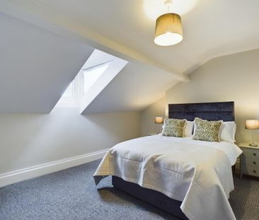 Apt 1, 340 Newtownards Road, Belfast, BT4 1HE - Photo 1