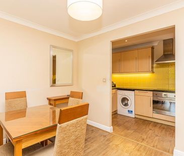 2 bedroom apartment to rent - Photo 3