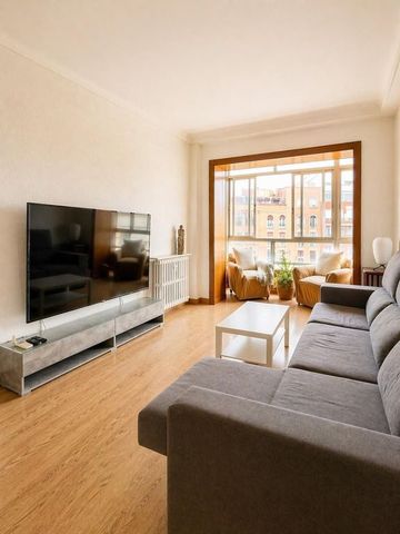 4 room luxury Apartment for rent in Madrid, Spain - Photo 4