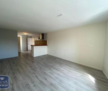 Location Appartement 1 pièce 38m² CRECHES SUR SAONE 71680 - Photo 2