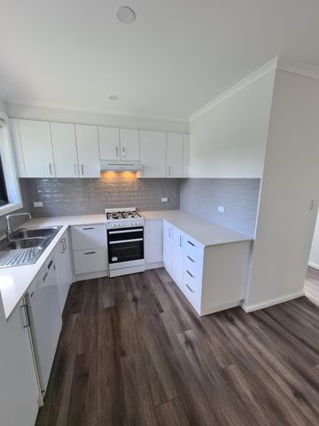 1/430 Springfield Road, MITCHAM - Photo 4