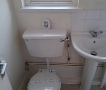 2 Bed Flat, Knighton Drive, LE2 - Photo 4