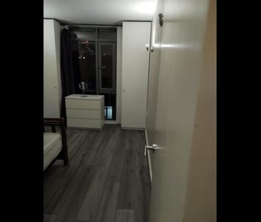 1 Bed Flat, The Odeon, IG11 - Photo 4