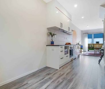 Stunning 2Bedroom with spacious storage townho... - Photo 1
