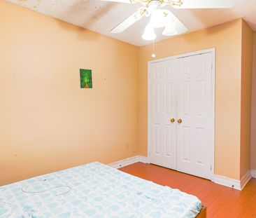 For Lease - 16 Duggan Drive, Brampton, Ontario - Photo 5