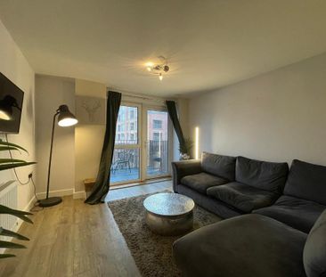 2 bedroom apartment to rent - Photo 4