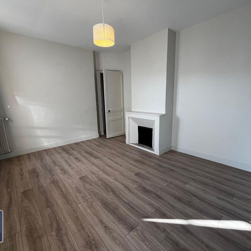 Location Appartement 3 pièces 83m² HONFLEUR 14600 - Photo 1