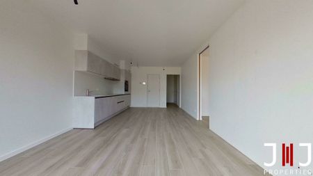 Ground floor for rent - Photo 3