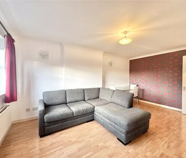 2 bedroom maisonette to rent - Photo 3