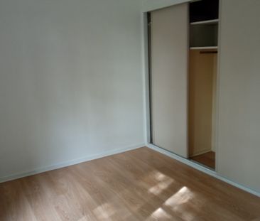 Dans une résidence verdoyante, un appartement de type F2/F3, offran... - Photo 5