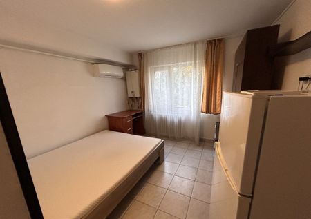 1500 ron! Garsoniera, Podu Ros -Nicolina - Fotografie 2