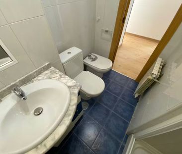 Calle del Escoriaza, Madrid, Community of Madrid 28041 - Photo 4