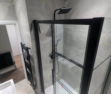 Room in a Shared Flat, Wandsworth High St, SW18 - Photo 6