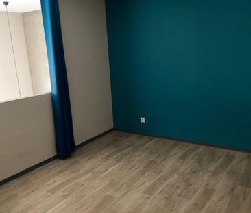 Location Appartement 3 pièces 77m² - Photo 1