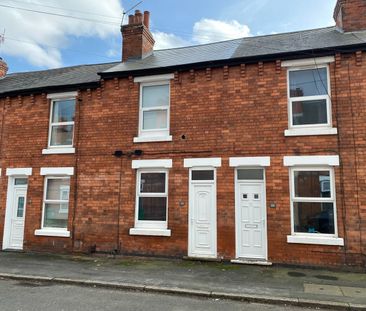 2 Bed Terraced House, Albert Avenue, NG8 - Photo 1